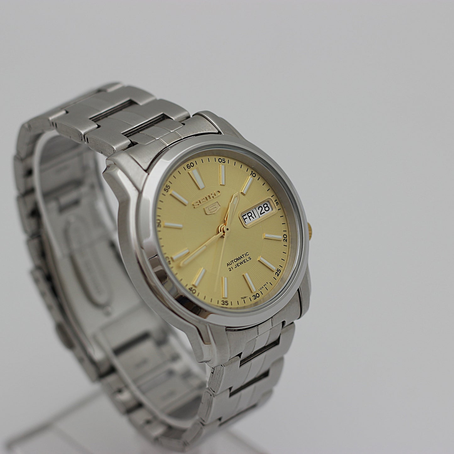 Seiko 5 champagne 7s26-0s30